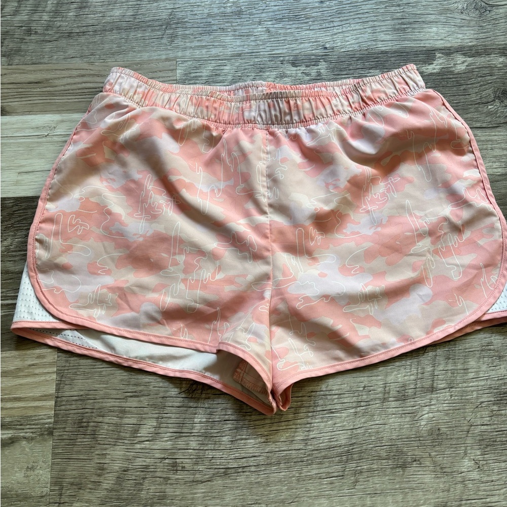Sports shorts size XL